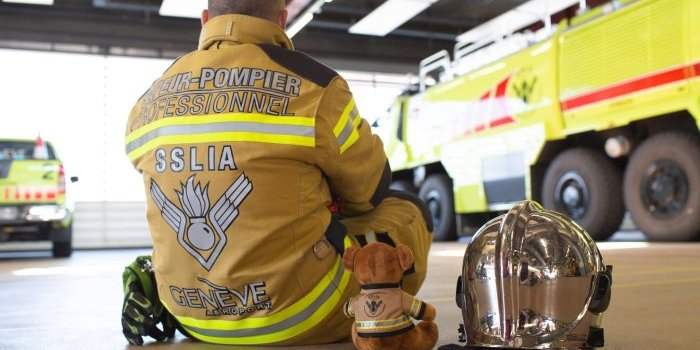 Visite de la caserne des sapeurs-pompiers de l'aéroport